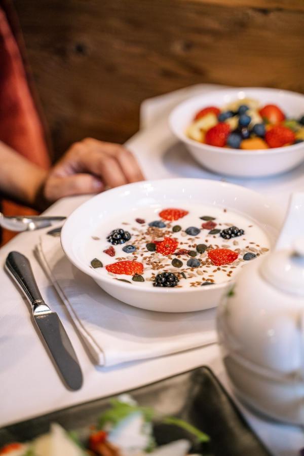 Wellnesshotel Erica โนวาโปเนนเต ภายนอก รูปภาพ